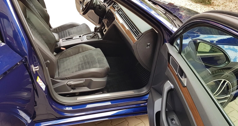 Volkswagen Passat cena 79900 przebieg: 148000, rok produkcji 2018 z Strzegom małe 742